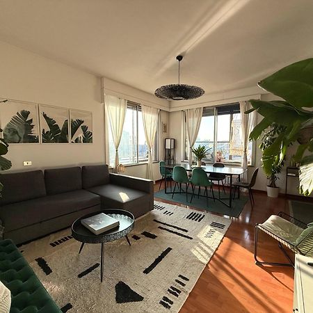 Urban Jungle - Attico Vista Duomo Apartment Milan Luaran gambar