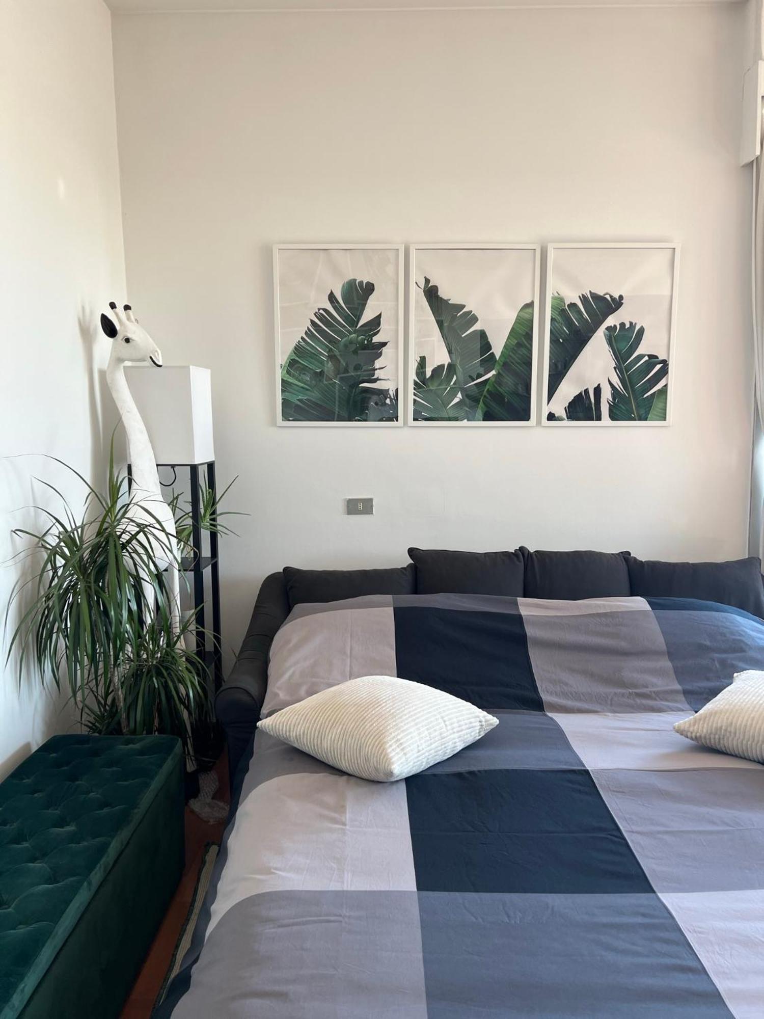 Urban Jungle - Attico Vista Duomo Apartment Milan Luaran gambar